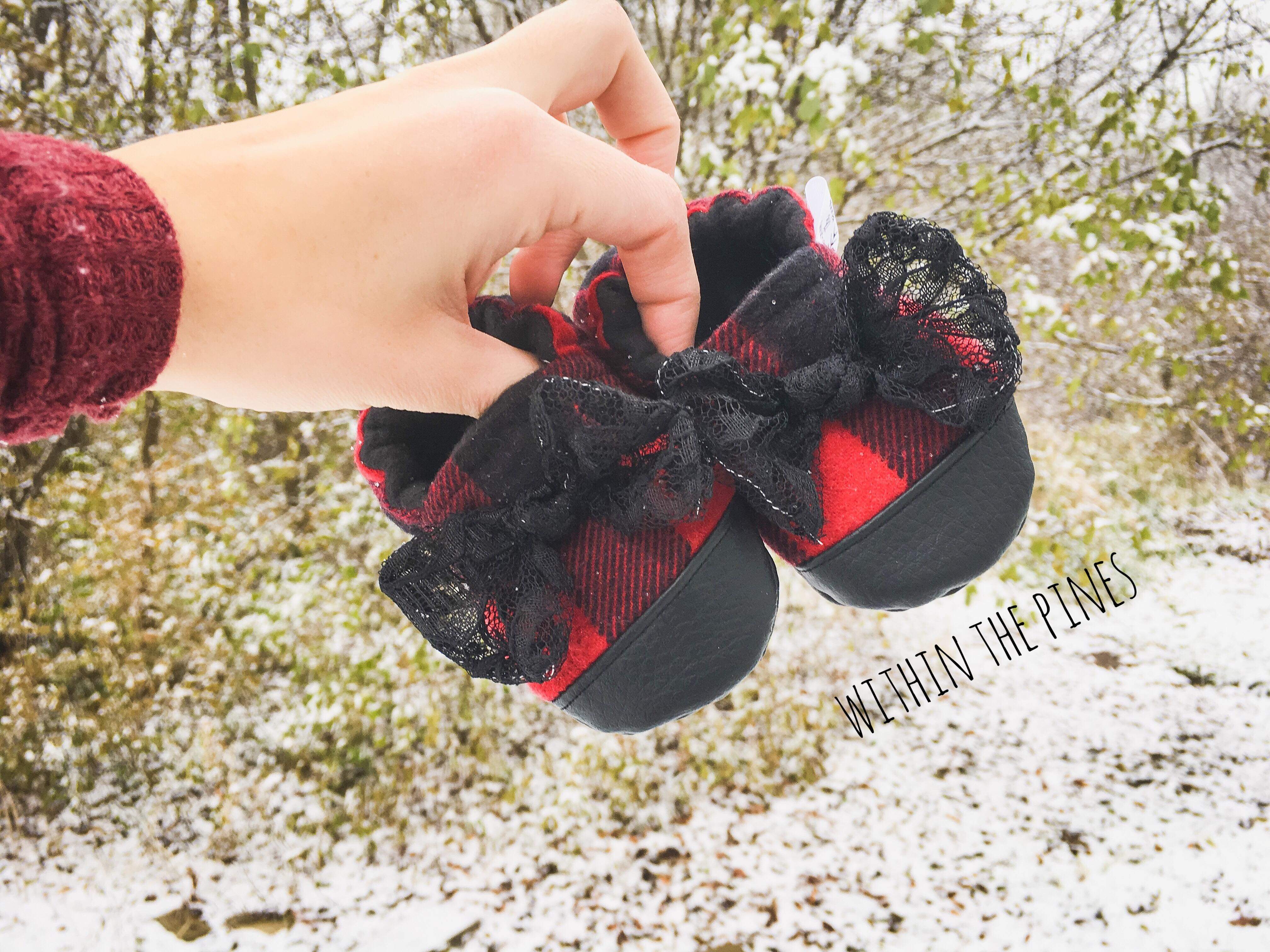 Buffalo Plaid with Bow Moccasin